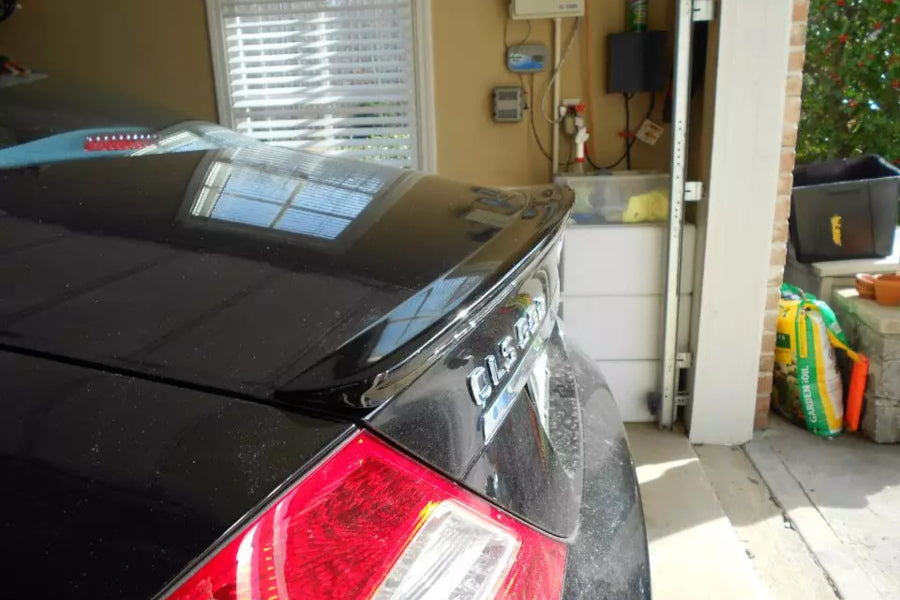 Aileron pour Mercedes CLS W219 C219 (2004-2010) Noir brillant